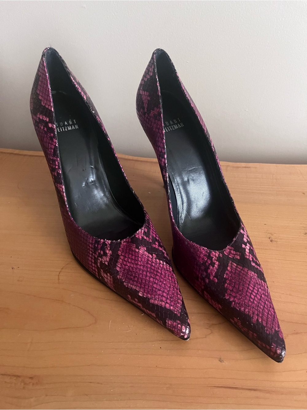 Stuart Weitzman Magenta Snakeskin Pointed-Toe Pumps